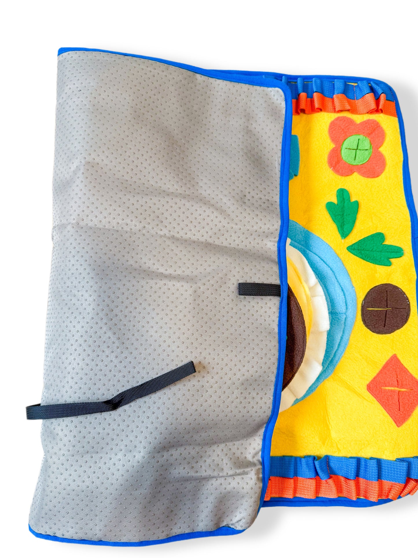 Meow Fun Tea Time Snuffle Mat