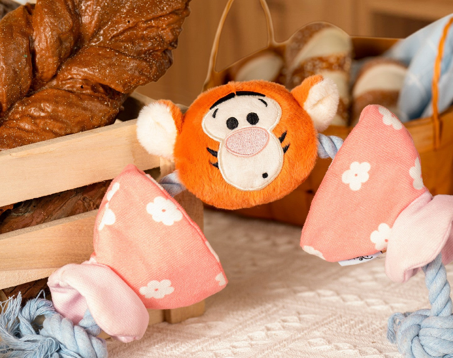 Petsville Winnie The Pooh & Friends Tug Plush